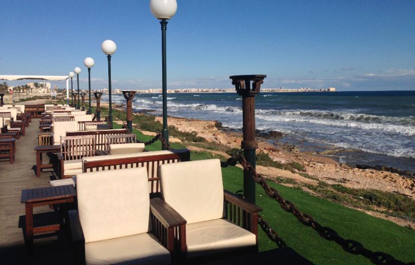 Punta Prima Bungalow Jardin Privado Torrevieja Buitenkant foto