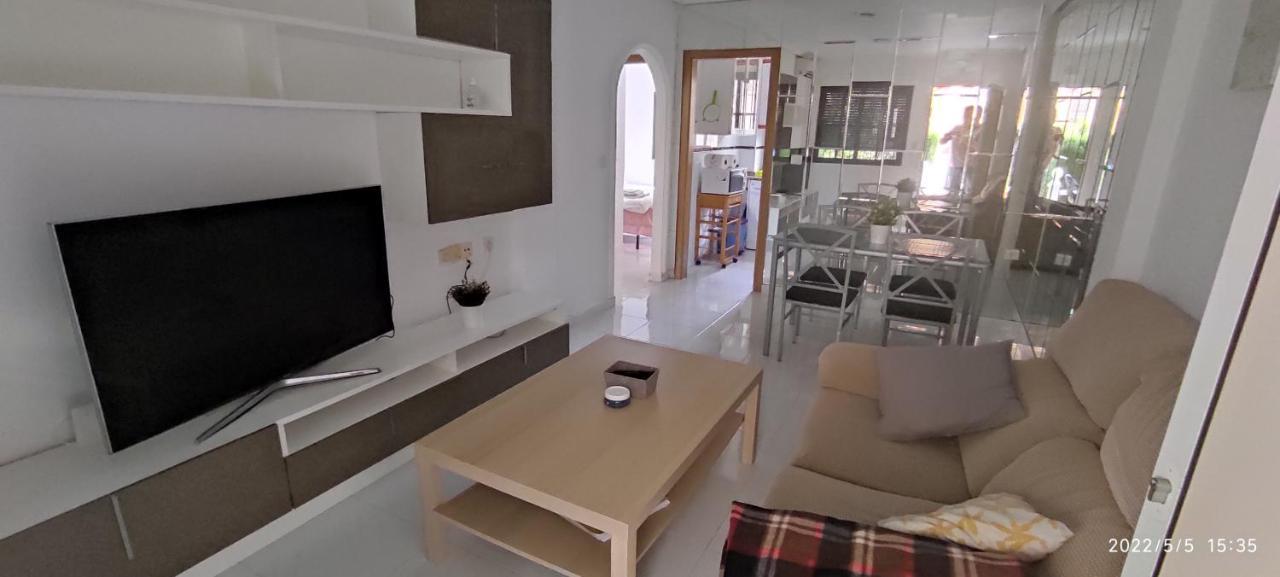 Punta Prima Bungalow Jardin Privado Torrevieja Buitenkant foto